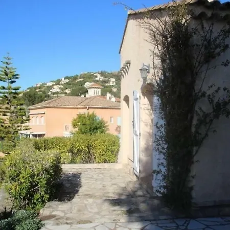 House Pays De France 24 Будинок відпочинку *